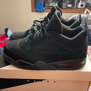 Size 12 black cats